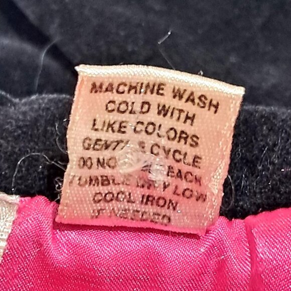 Y2K Dolled Up Fang Black Velvet Fitted Jacket With Hook & Eye Closures For Women - Picture 14 of 14